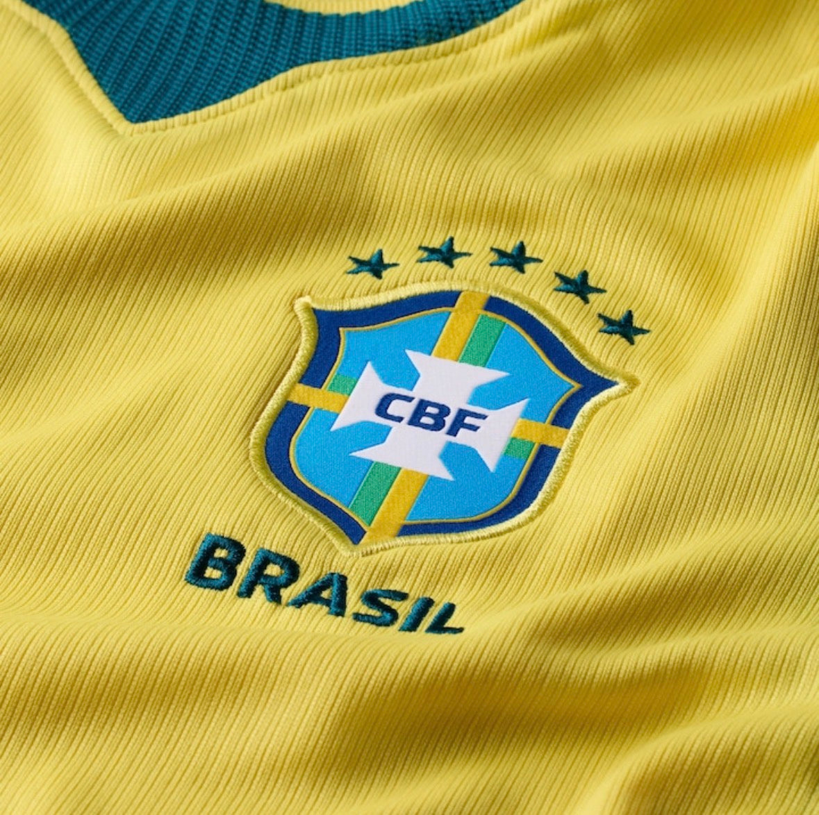 Camisa Feminina Seleção Brasil I 26/27